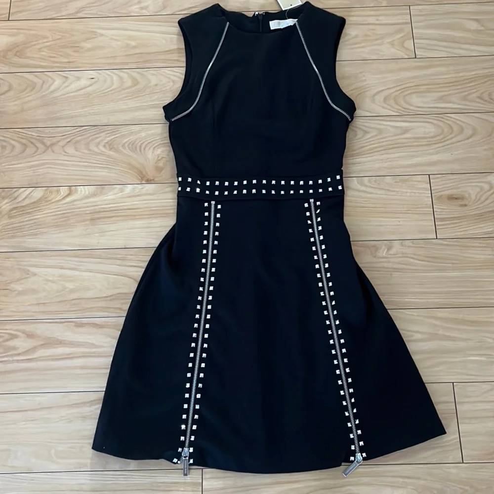 NWT MICHAEL KORS Black Zipper Dress! Size XS! - Picture 1 of 6